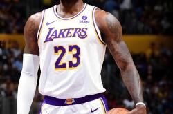 亚博体育游戏洛杉矶湖人训练开放日；今晨再遭质疑引欢呼；NBA常规赛在即；资深球员宣示担当的简单介绍