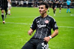 亚博体育游戏法兰克福迎德国杯关键赛，转会期遗憾出局，悬念犹存，球队文化再被提及的简单介绍