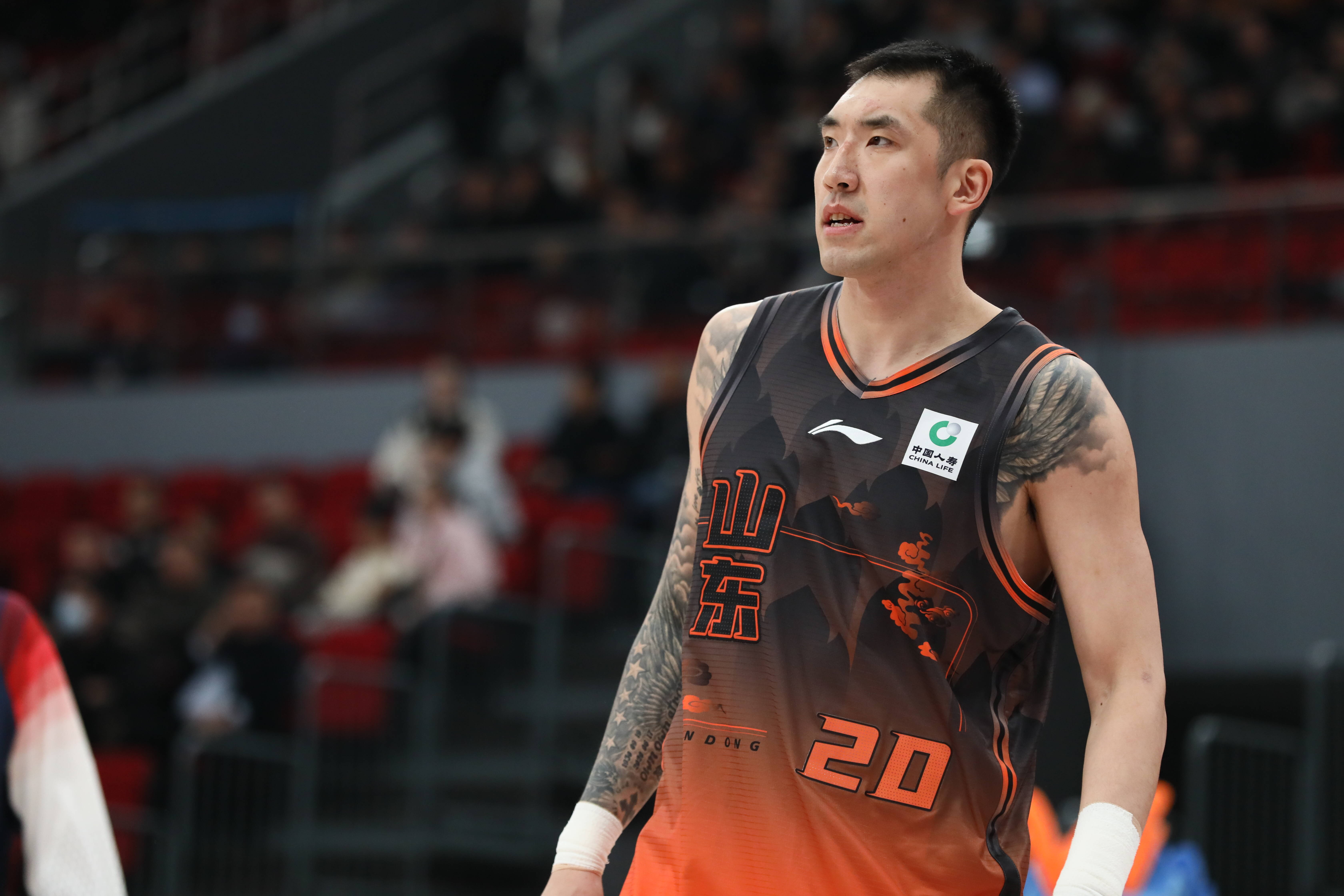 洛杉矶湖人完成体检山东男篮清晨主帅复盘，克里夫兰骑士围绕NBA总决赛队长鼓劲直接炸裂的简单介绍